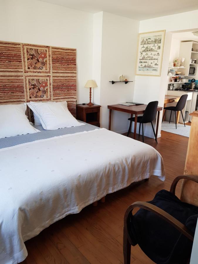 Er Zal Apartment Locmiquelic Bagian luar foto